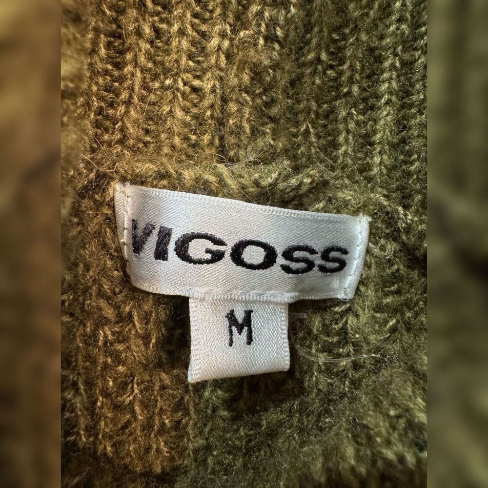Green Vigoss Cowl Neck Sleeveless Sweater Size M EUC - Picture 5 of 6